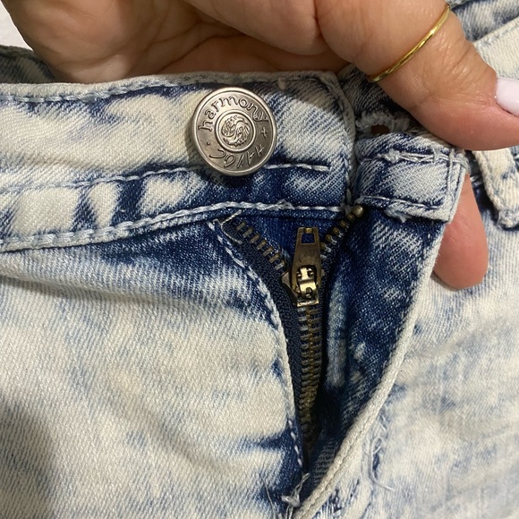 Jean Short - Picture 5 of 6